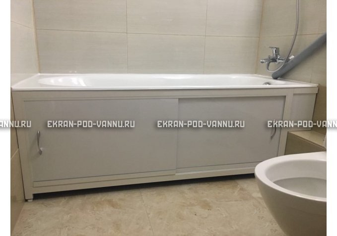 Экран  EUROPLEX Роликс белый с вставкой – купить по цене 10400 руб. в интернет-магазине в городе Тюмень картинка 4